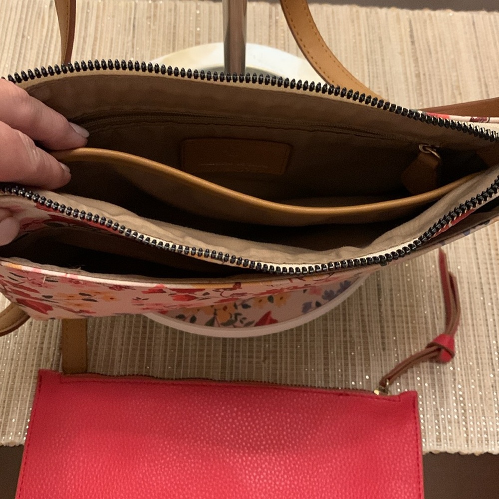 Nanette Lepore Mirabel floral bag w/pouch EUC - Picture 9 of 17